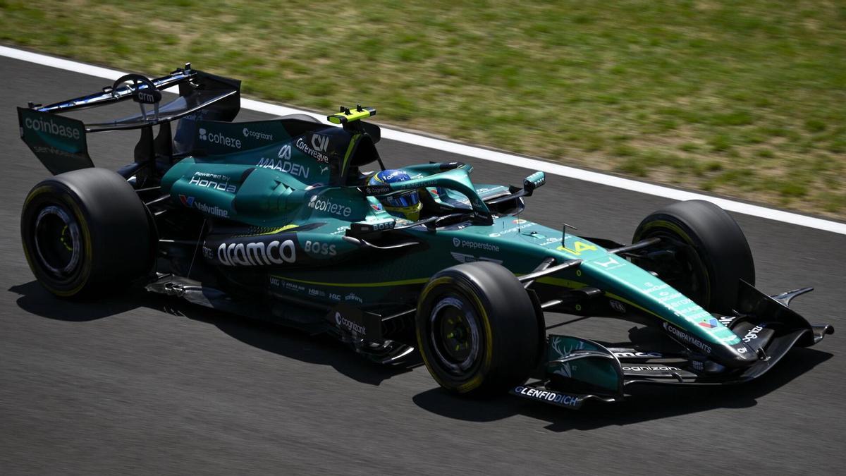 Fernando Alonso rodando en Hungría