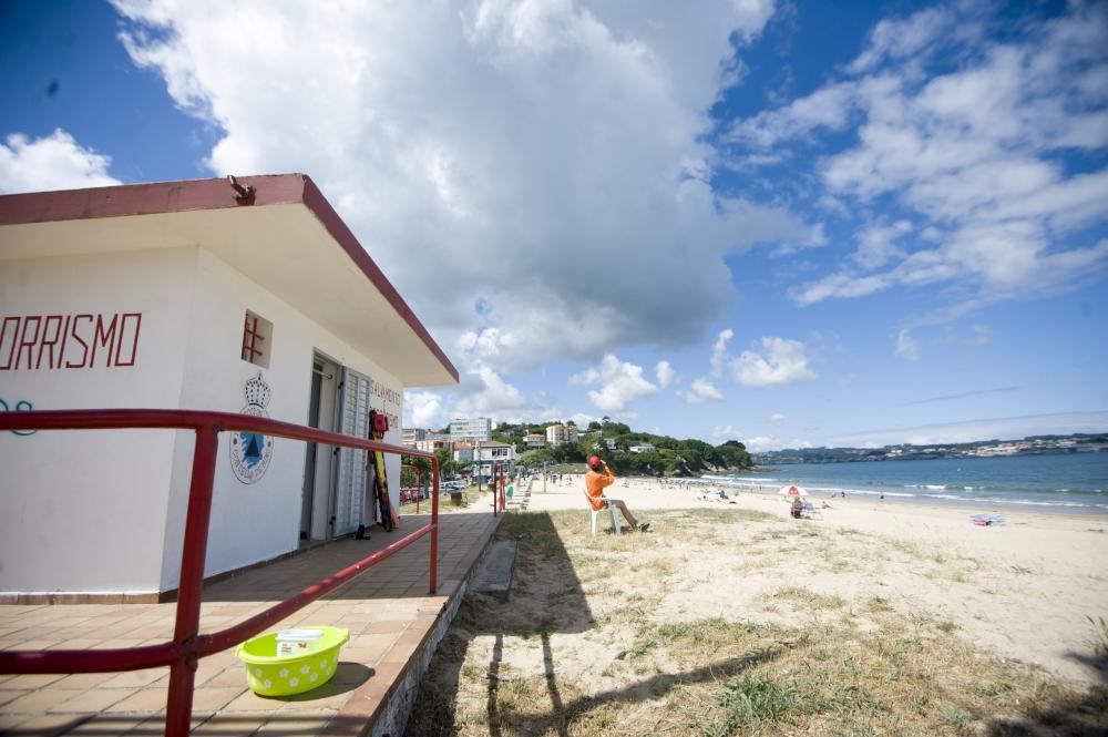 La Praia Grande de Miño pierda su bandera azul