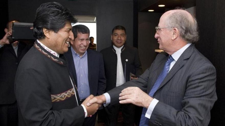 Brufau acuerda con Evo Morales más actividad en Bolivia