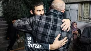 Menores palestinos presos en Israel, tras ser liberados: "Solo quiero estar cerca de mi madre"