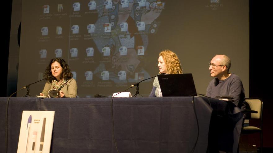 Presentan la segunda guía «Xàtiva Educadora» de propuestas docentes