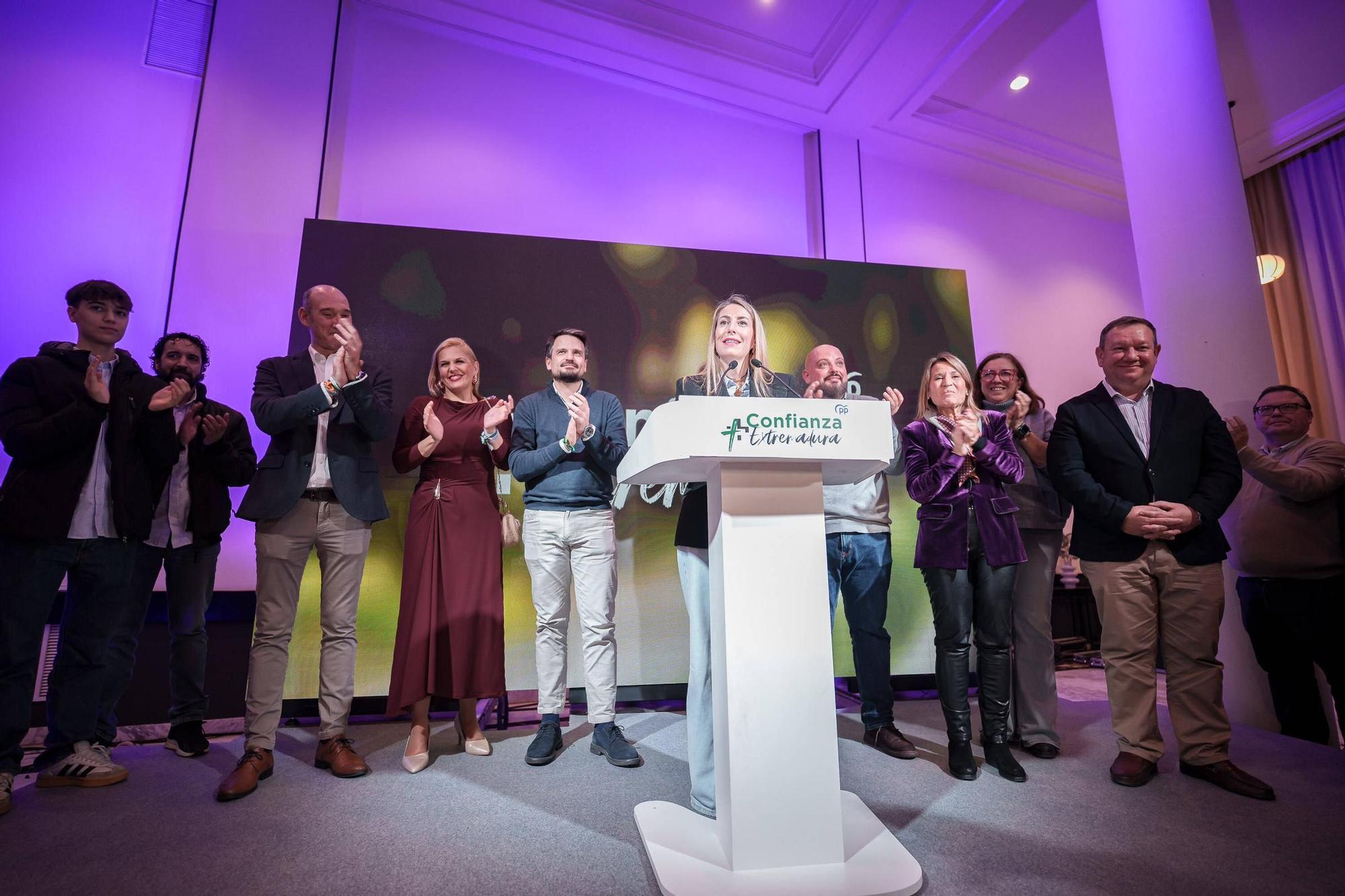 FOTOGALERÍA | María Guardiola gana las elecciones