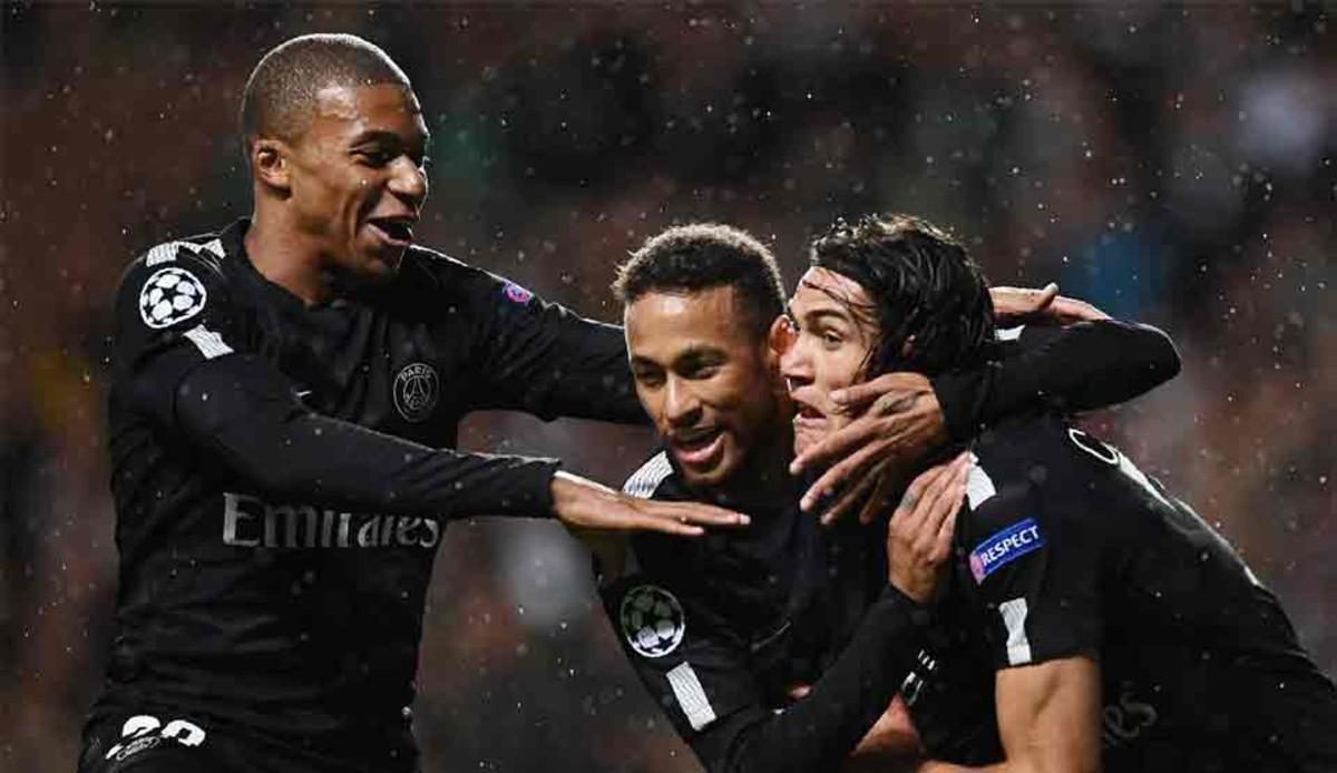 Neymar, junto a Mbappé y Cavani