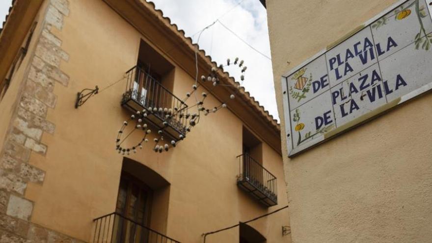 Benlloch desdice a Bankia y niega «buena fe» al vender el Hostal del Rei de Vila-real