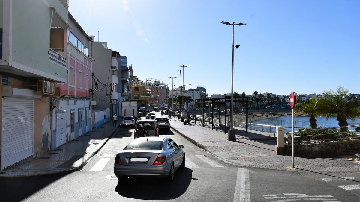 La calle Miguel Marrero Rodríguez de Arguineguín será rodonal, es decir, será peatonal y solo se permitirá el paso a vehículos de residentes.
