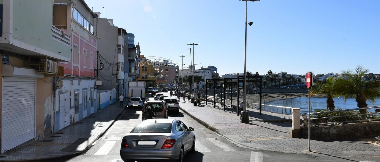 La calle Miguel Marrero Rodríguez de Arguineguín será rodonal, es decir, será peatonal y solo se permitirá el paso a vehículos de residentes.