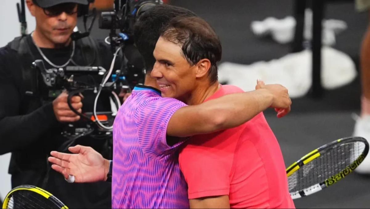 Rafa Nadal y Carlos Alcaraz después de disputar el 'Netflix Slam'