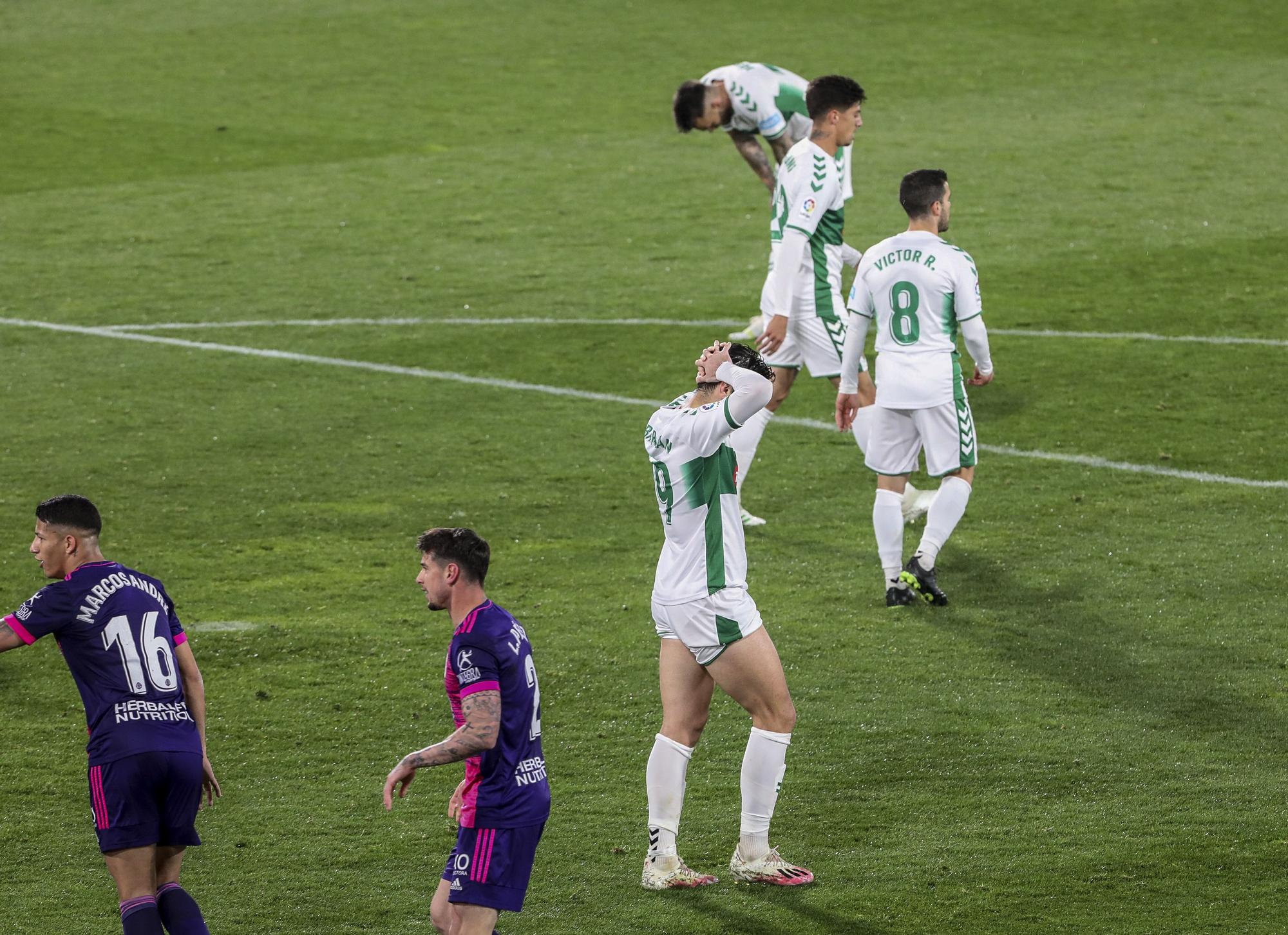 Elche 1 - Valladolid 1: El Elche no sabe ganar