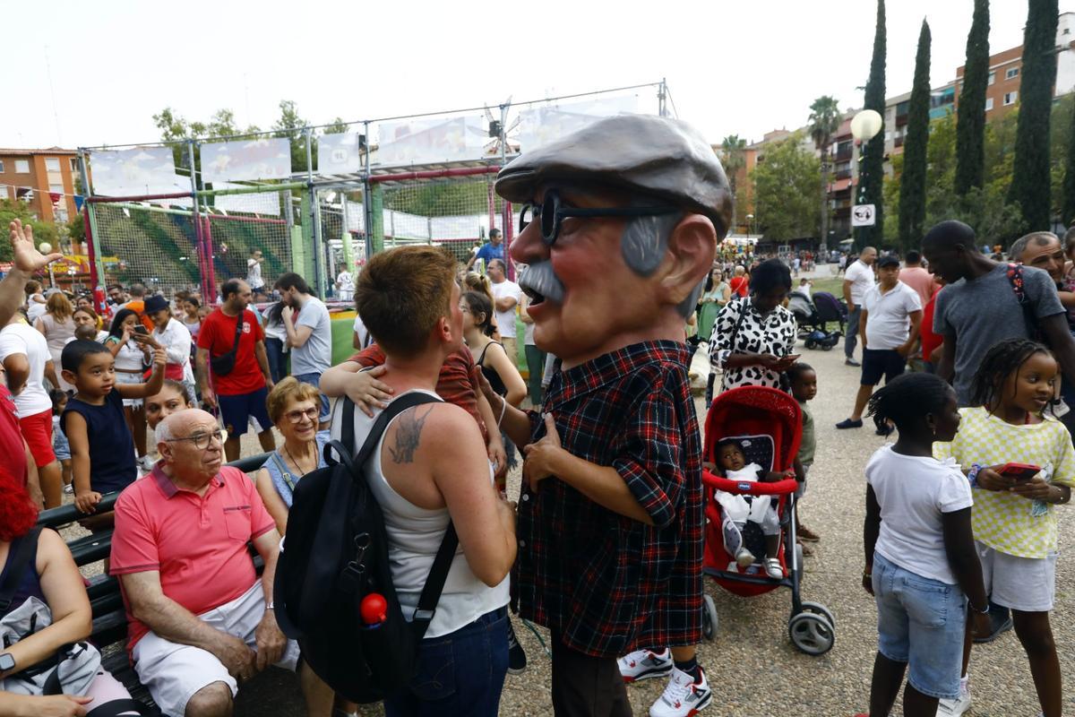 Gran ambiente en el inicio de las fiestas de San José