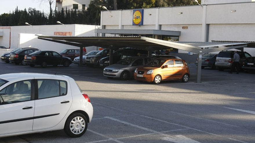 Los hechos ocurrieron en el aparcamiento del Lidl.