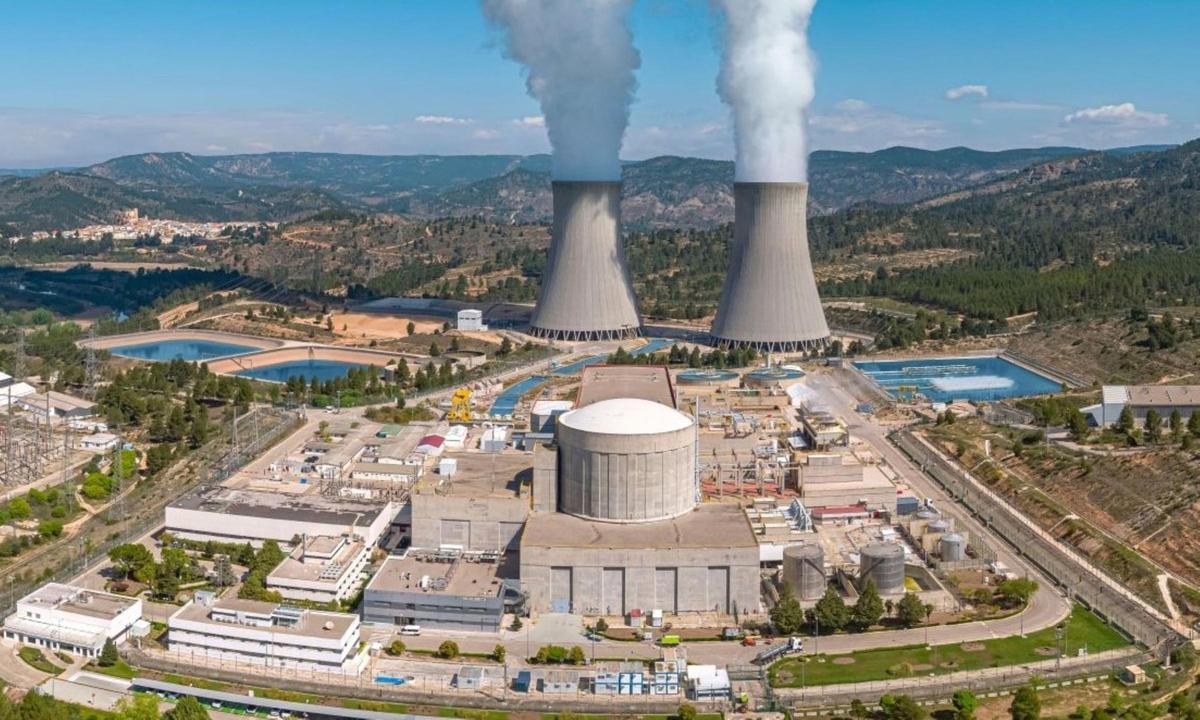 Vista aérea de la central nuclear de Cofrentes.