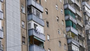 Badia del Vallès licita el pla d’obres per retirar l’amiant dels seus blocs