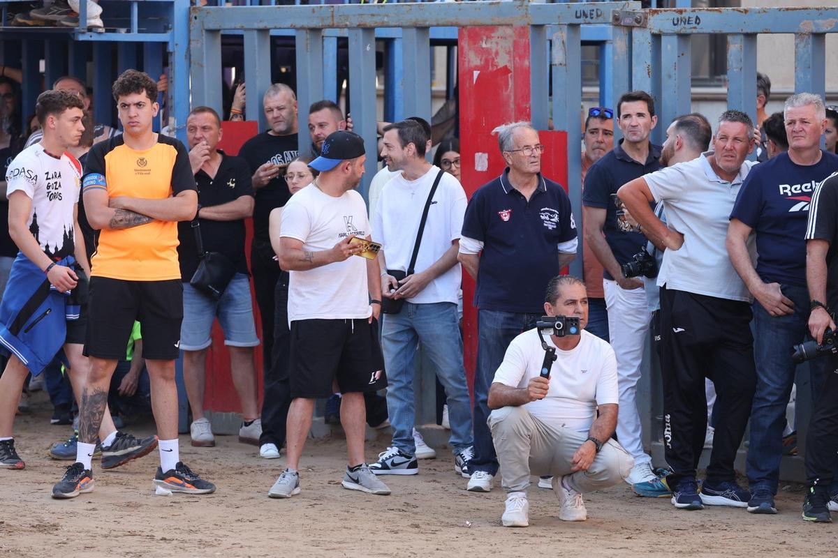 Fotogalería I Las imágenes de la tercera jornada de 'bou al carrer' de las fiestas de Sant Pasqual en Vila-real