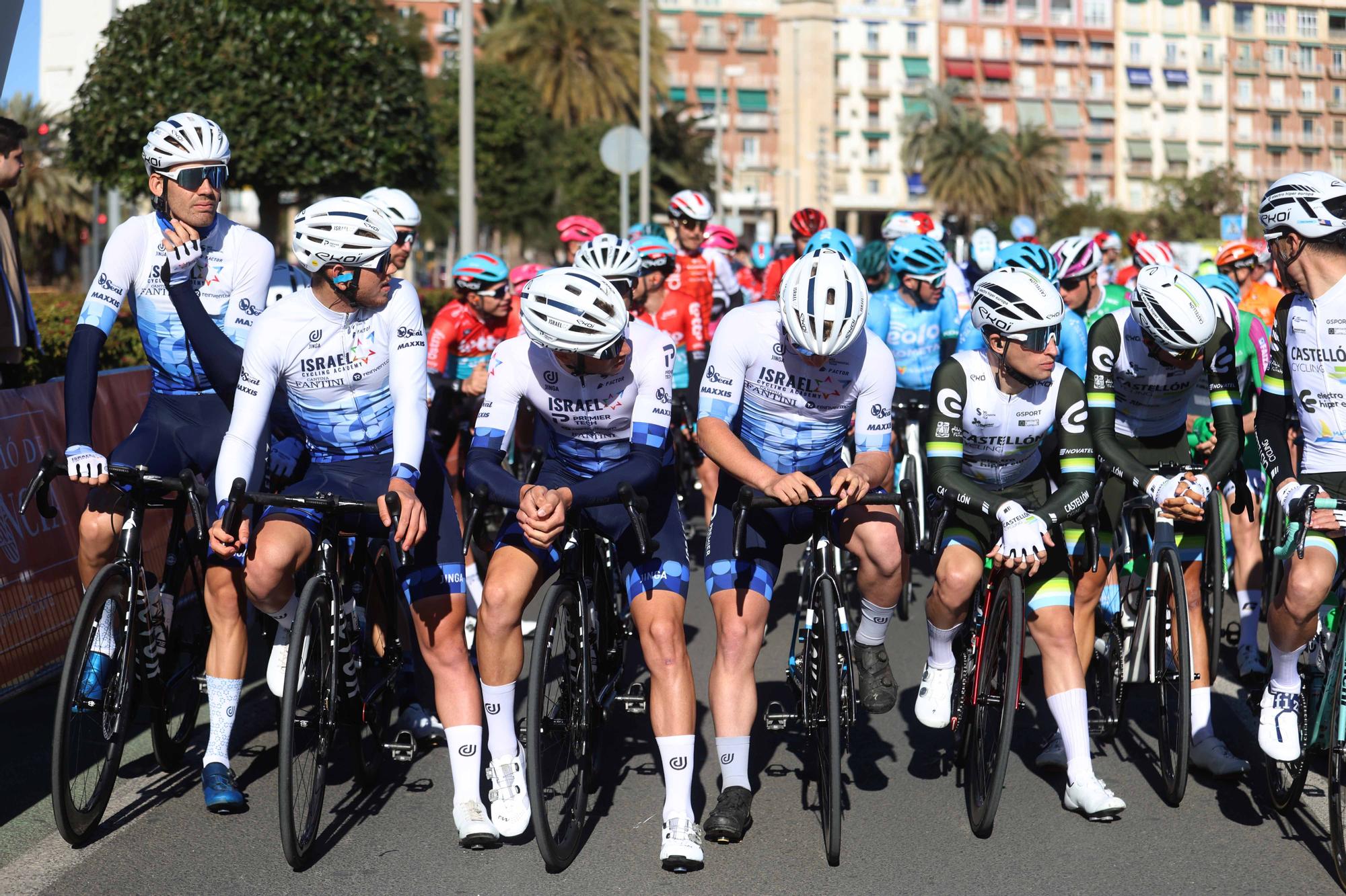 Salida de la Clàssica Ciclista Comunitat Valenciana 1969. Gran Premi València