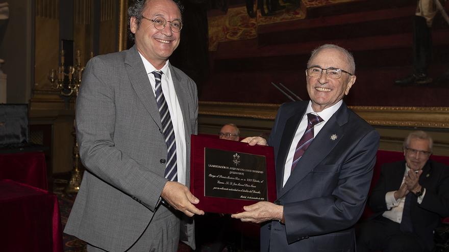 El exministro Otero Novas, premiado por los juristas gallegos en Madrid