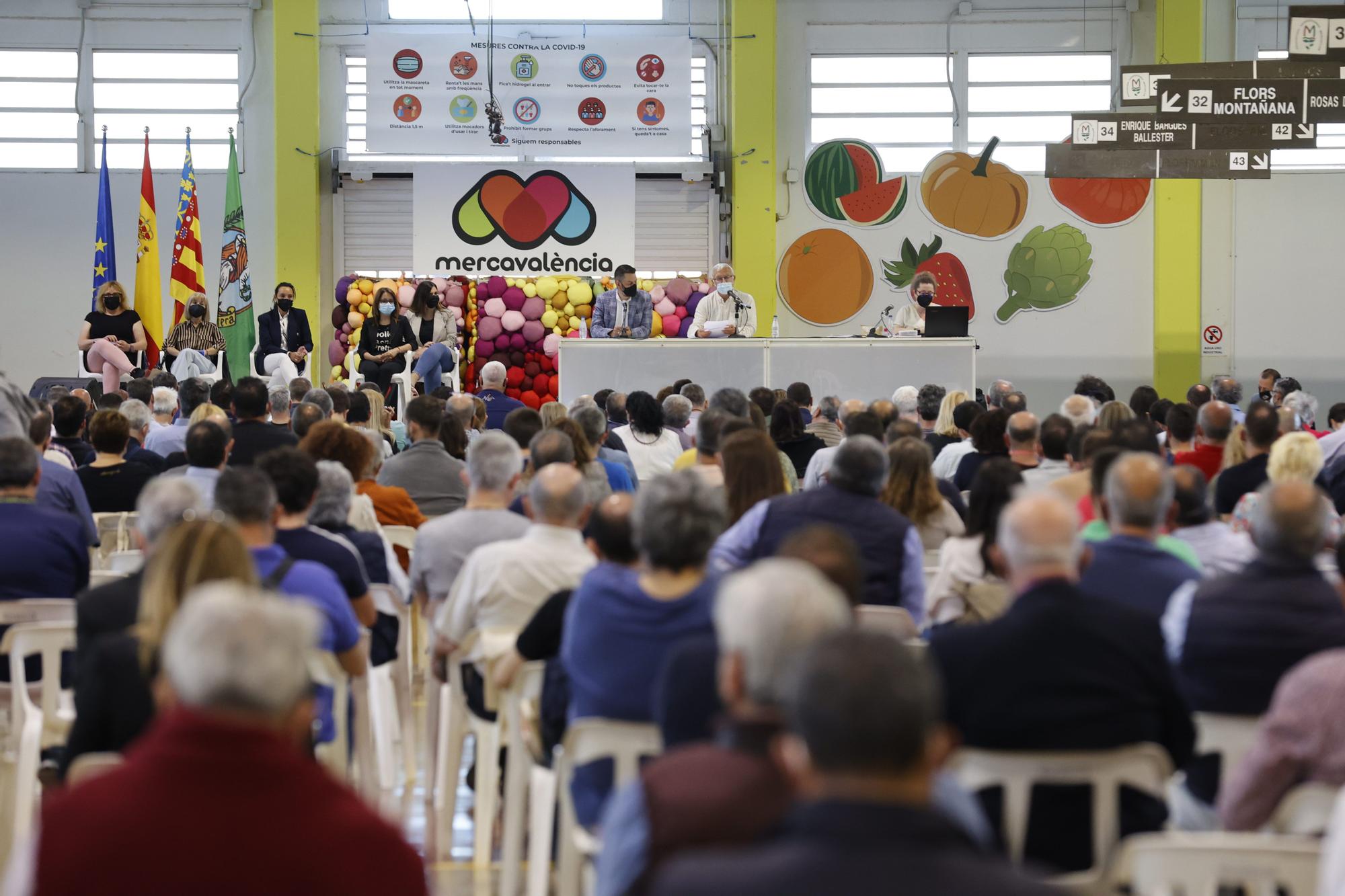 Una histórica asamblea de presidentes recupera las Fallas 2021