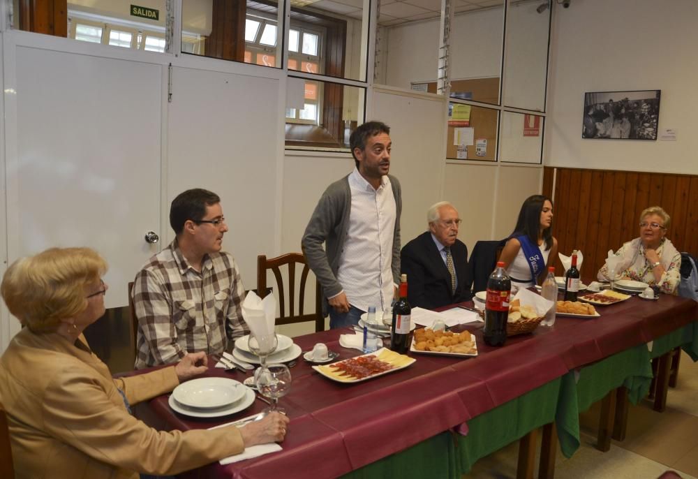 Comida solidaria por las fiestas del Rosario