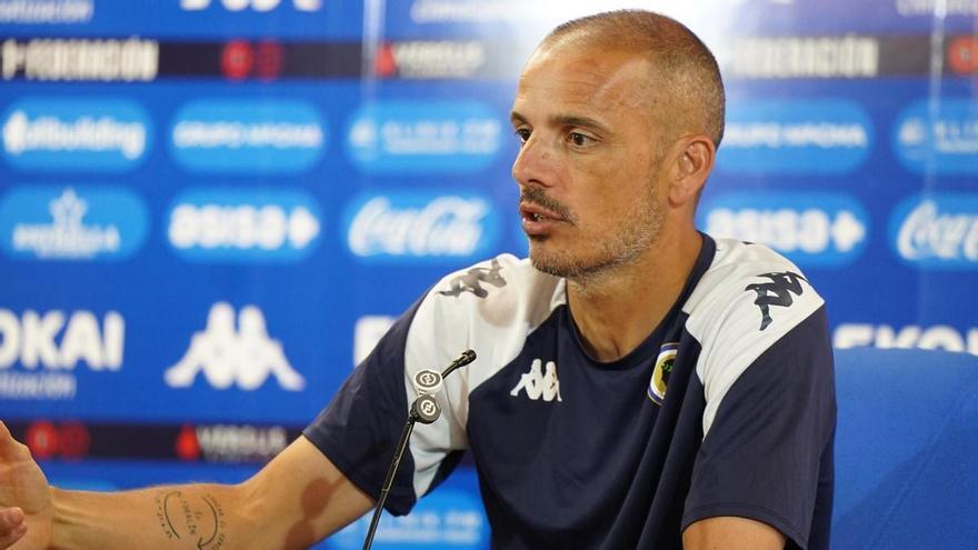 Beto ya mira al Hércules que viene sin dejar de exigir un final competitivo