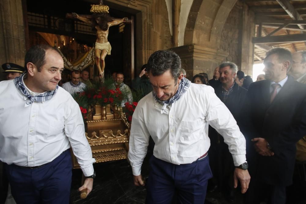 La celebración del Cristo del Socorro en Luanco.