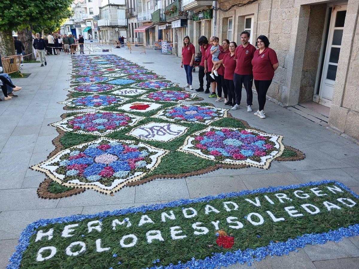 Alfombra de la Cofradía de los Dolores en Eugenio Sequeiros
