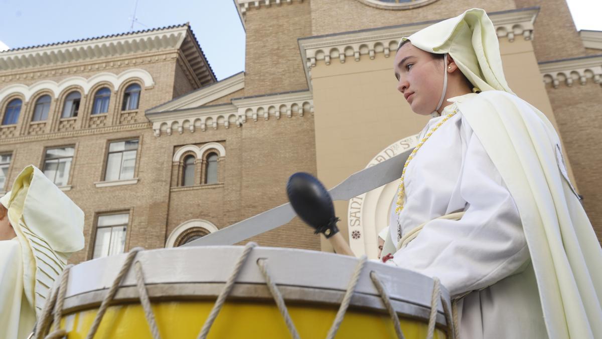 En imágenes | Procesiones del Jueves Santo en Zaragoza