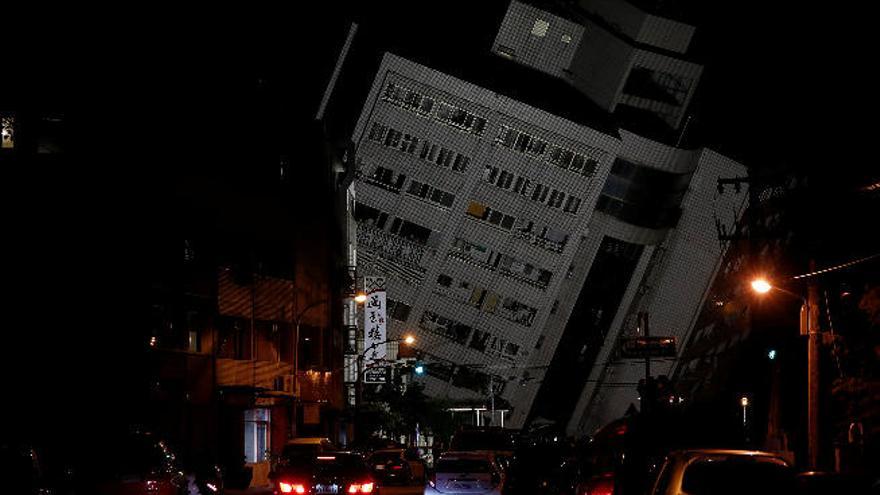 Dos muertos por un terremoto en Taiwán