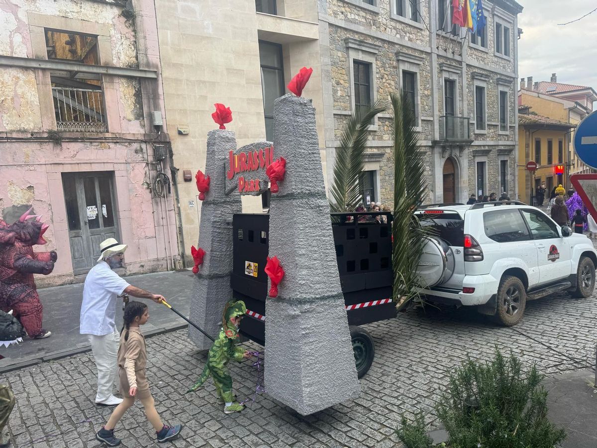Carroza Jurassic Park.