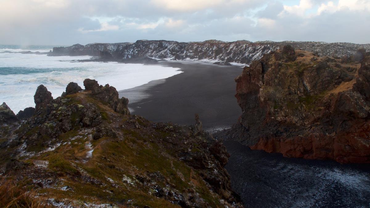 Playa de arena volcánica de Djúpalónssandur