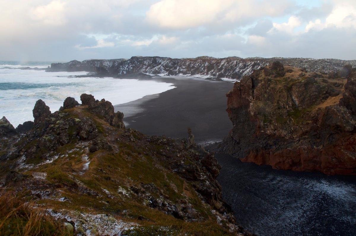 Playa de arena volcánica de Djúpalónssandur