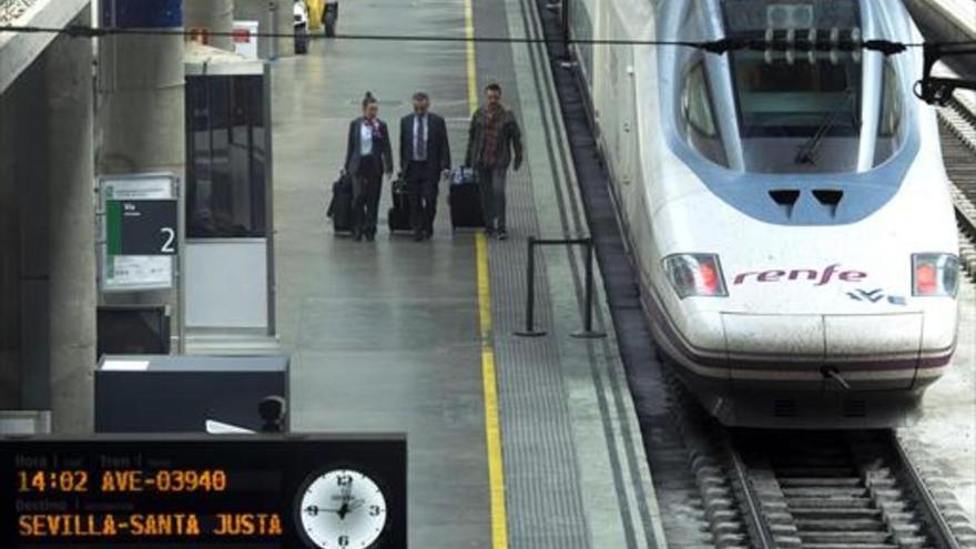 Renfe ganó un 16,8 % más en el primer semestre impulsado por el tráfico de viajeros