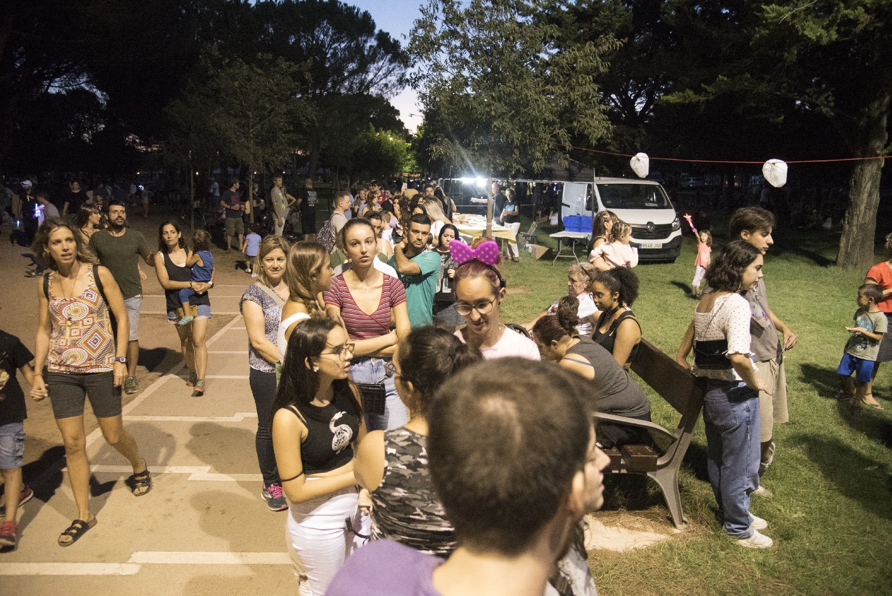 El Parc de l'Agulla s'omple per veure el Castell de Focs