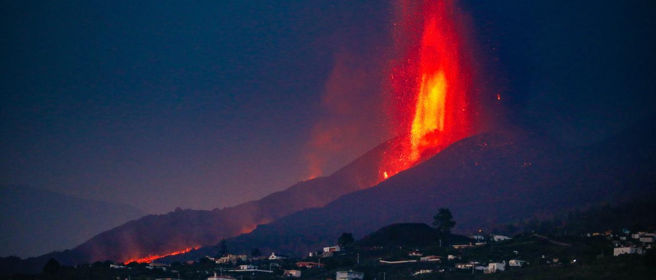 El volcán de Cumbre Vieja en La Palma, a 27 de septiembre en Las Manchas, La Palma