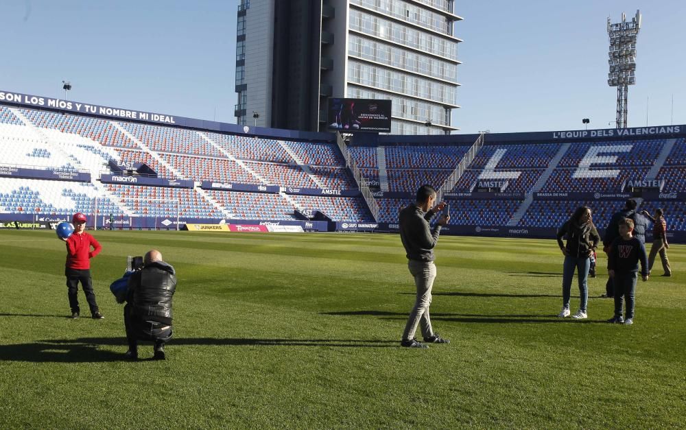 Un millar de granotas, con el Levante por Reyes