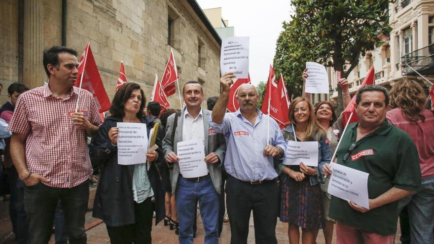 El Rectorado pide que el PAS pueda acceder a las tasas de reposición de la función pública