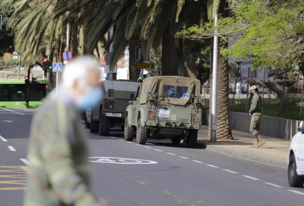 Fotos de las actividades que paran hoy en Santa Cruz de Tenerife  | 30/03/2020 | Fotógrafo: Delia Padrón