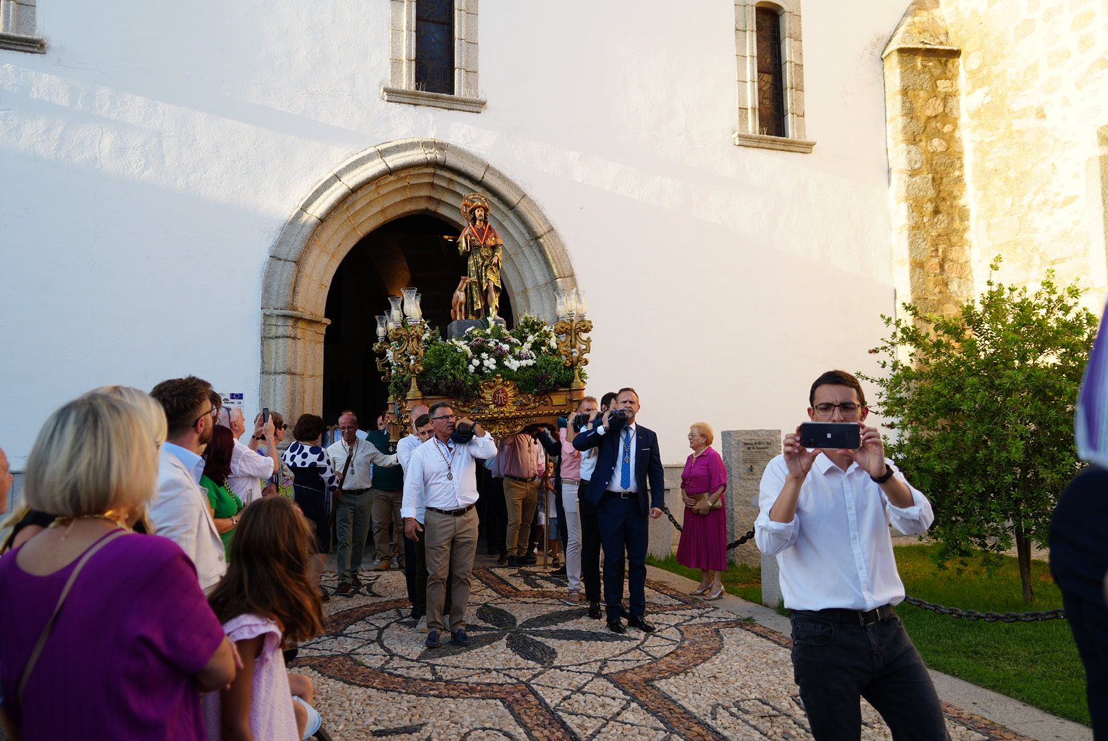 San Roque y alfombras de sal en Dos Torres