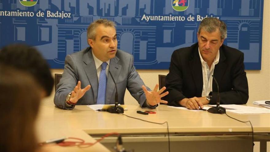 El alcalde de Badajoz comunica hoy su decisión sobre el futuro de Alberto Astorga