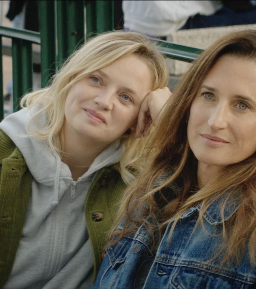 &#039;Tres amigas&#039;: dilemas y diálogos del corazón