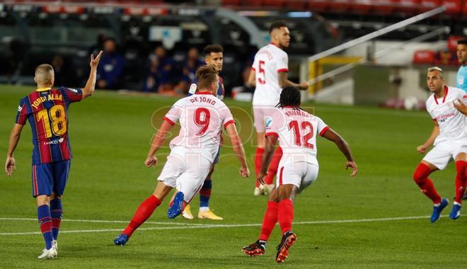 Imágenes del partido entre el FC Barcelona y el Sevilla  FC. de la quinta jornada de LaLiga Santander, disputado en el Camp Nou en Barcelona.