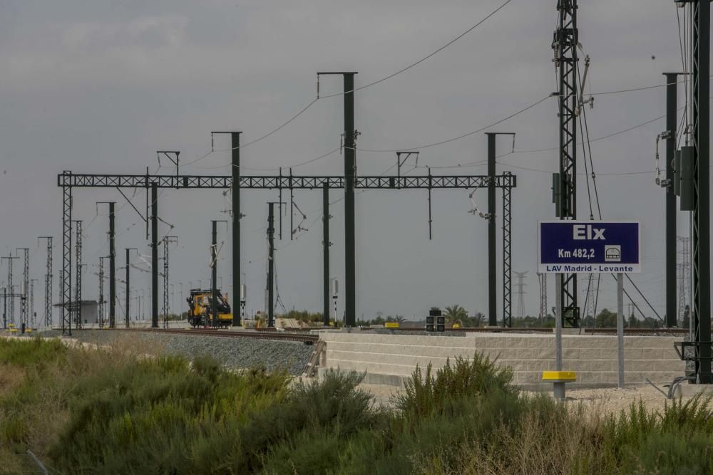 Fomento intensifica las obras del AVE en Elche