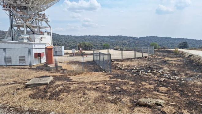 La primera inspección de las antenas de la NASA en Robledo de Chavela indican que se han salvado del fuego: "No hay daños estructurales"