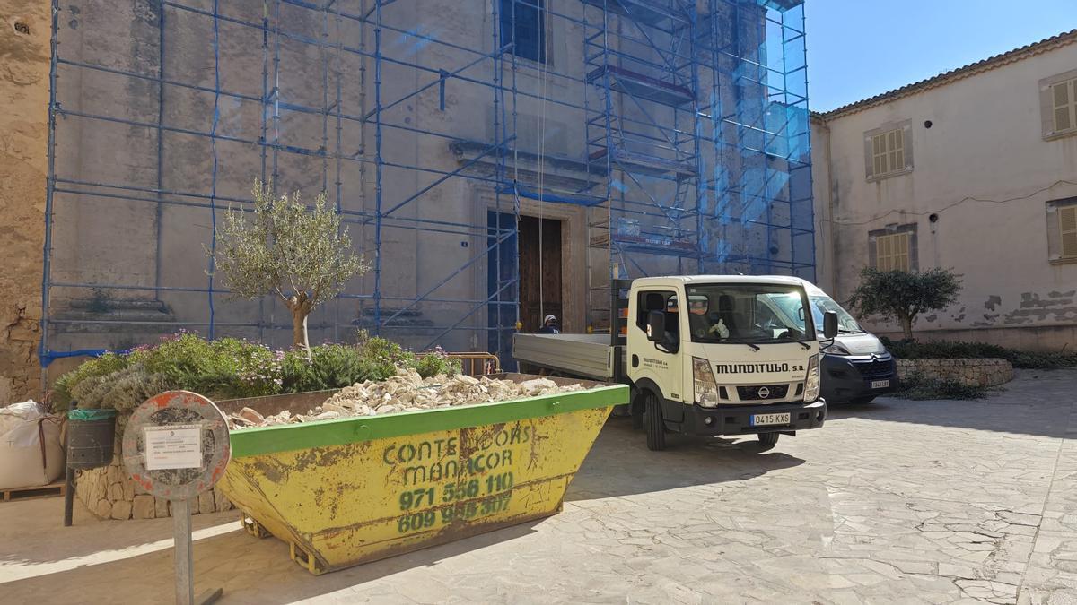 Obras en el convento de Sineu.