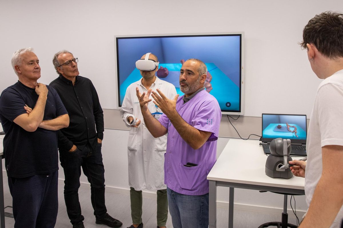 Son Espases y Adema desarrollan un simulador táctil en 3D para tratar el cáncer colorrectal