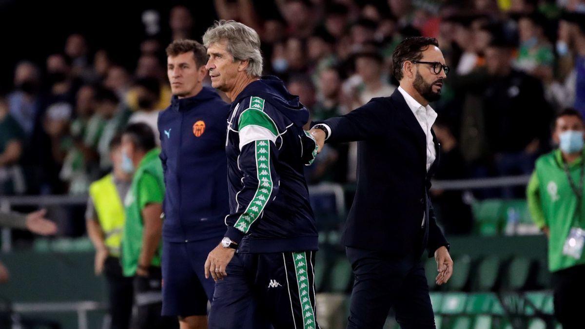 Manuel Pellegrini y José Bordalás en un encuentro en el Villamarín.