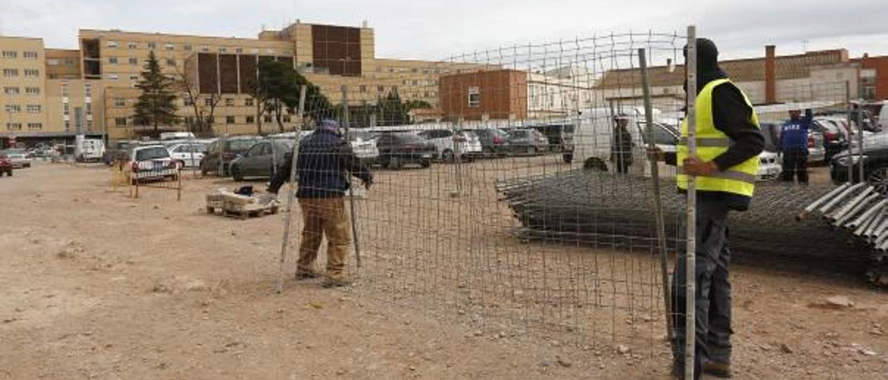 El &#039;parking verde&#039; del Hospital General de Castelló echa a rodar