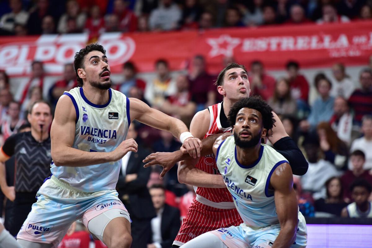 La pugna por el rebote puede ser una de las claves del partido entre el Valencia Basket y el UCAM Murcia.