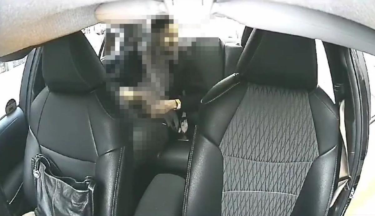 Els taxistes desobeeixen el veto a la videovigilància als seus cotxes