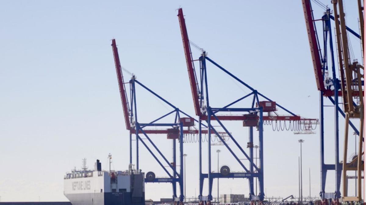 Grúas de contenedores del Puerto de Málaga.