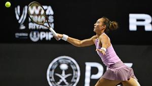 Zheng, durante un partido de las WTA Finals