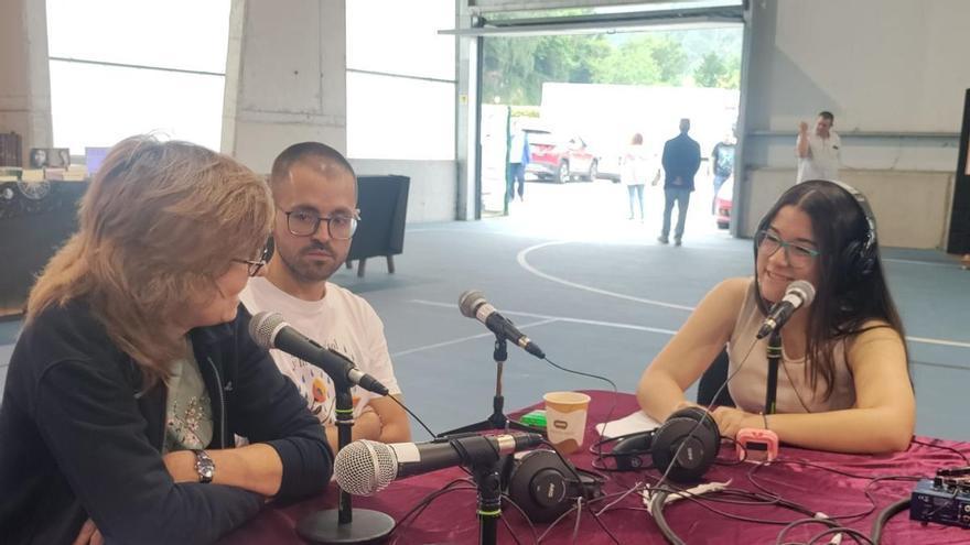 Radio Bufones habla de literatura en la feria del libro de Nueva